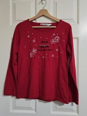 Katie's Kloset Women's Red Embroidered Sequin Snowflake Top Round Neck M